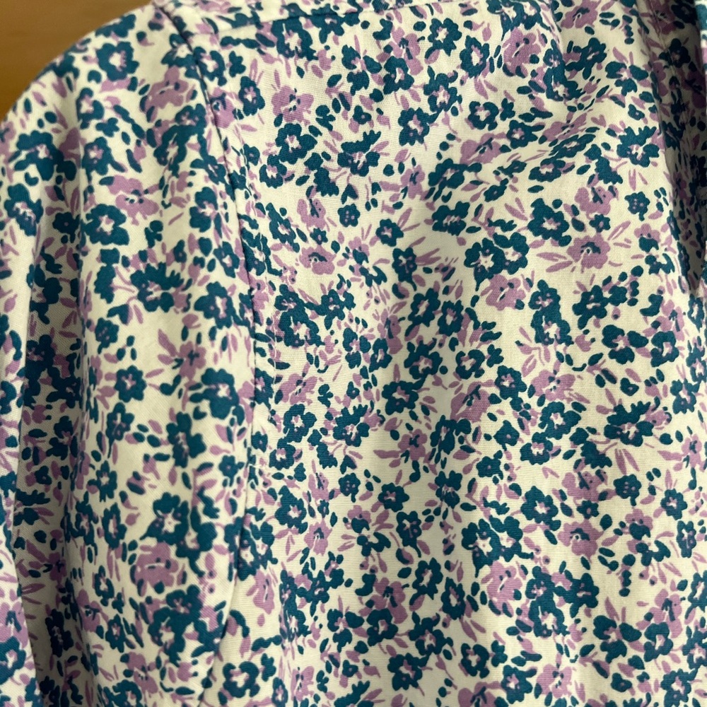 J.CREW Factory Petite cotton poplin shirt in signature fit.